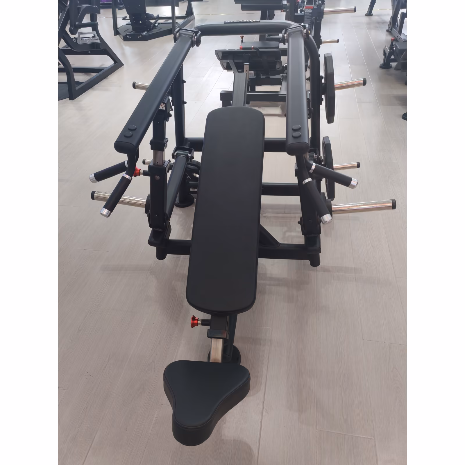 Incline Converging Chest Press IS #3