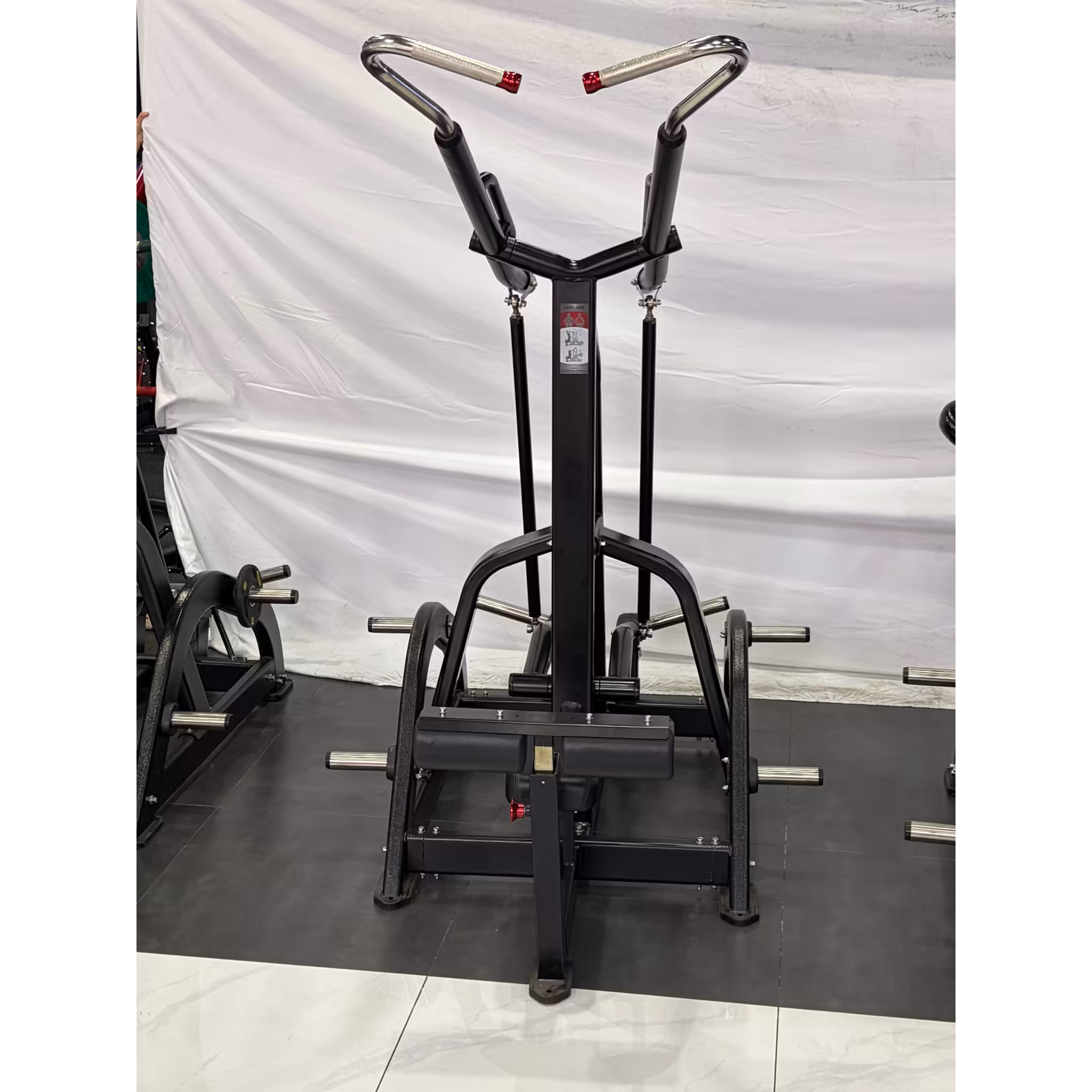 Lat Pulldown NA #2