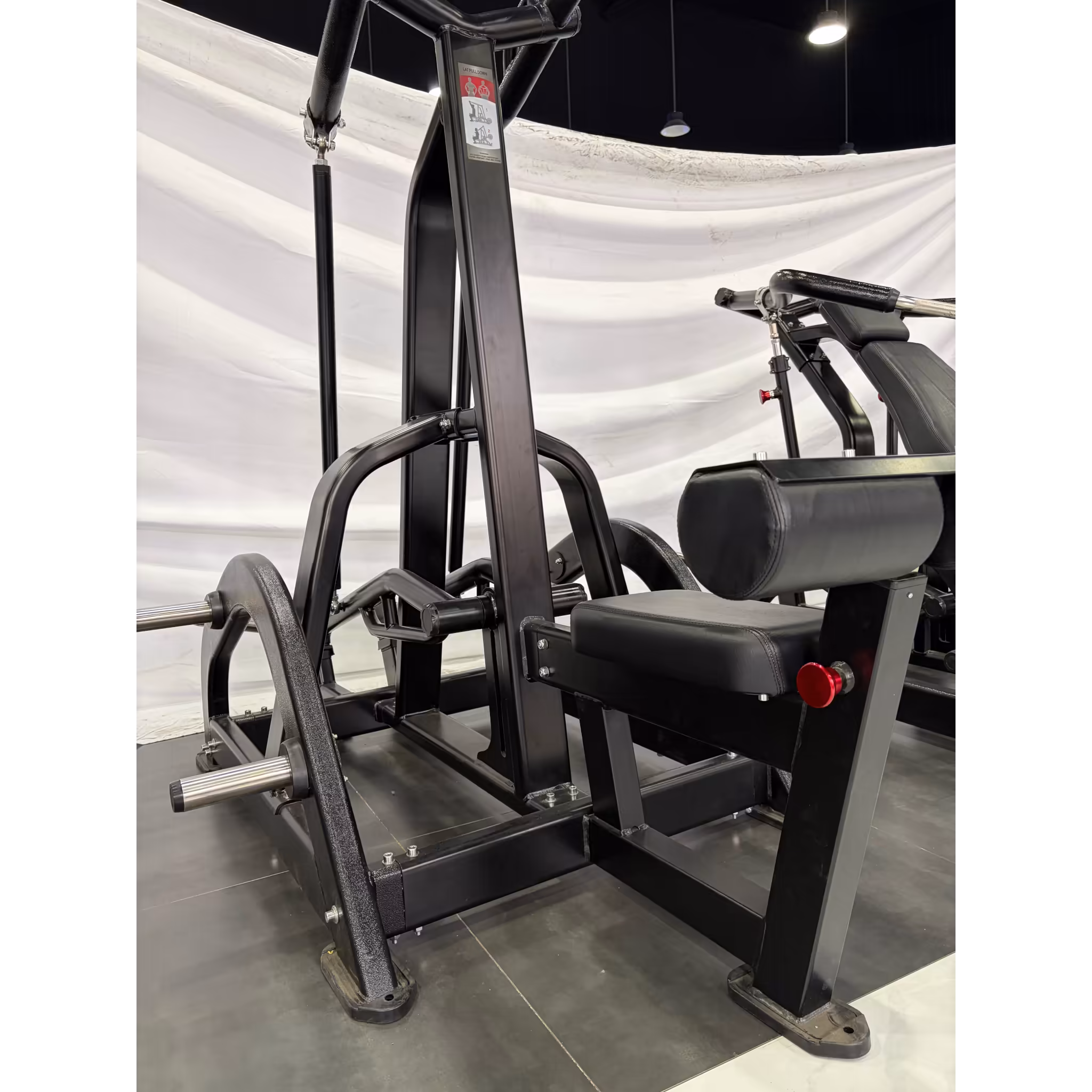 Lat Pulldown NA #4